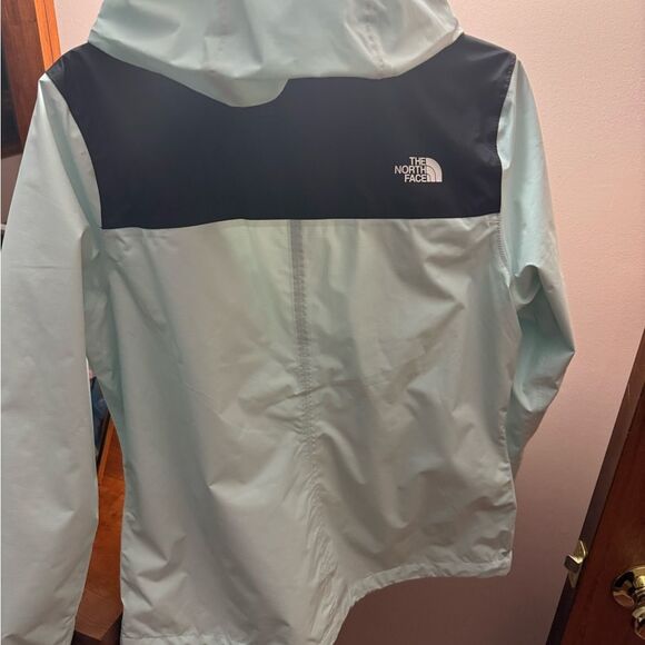 North Face ANTORA HOODED RAINCOAT IN BABY BLUE - Picture 2 of 5